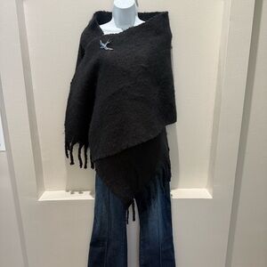 Banana Republic Black Wool Like Scarf / wrap